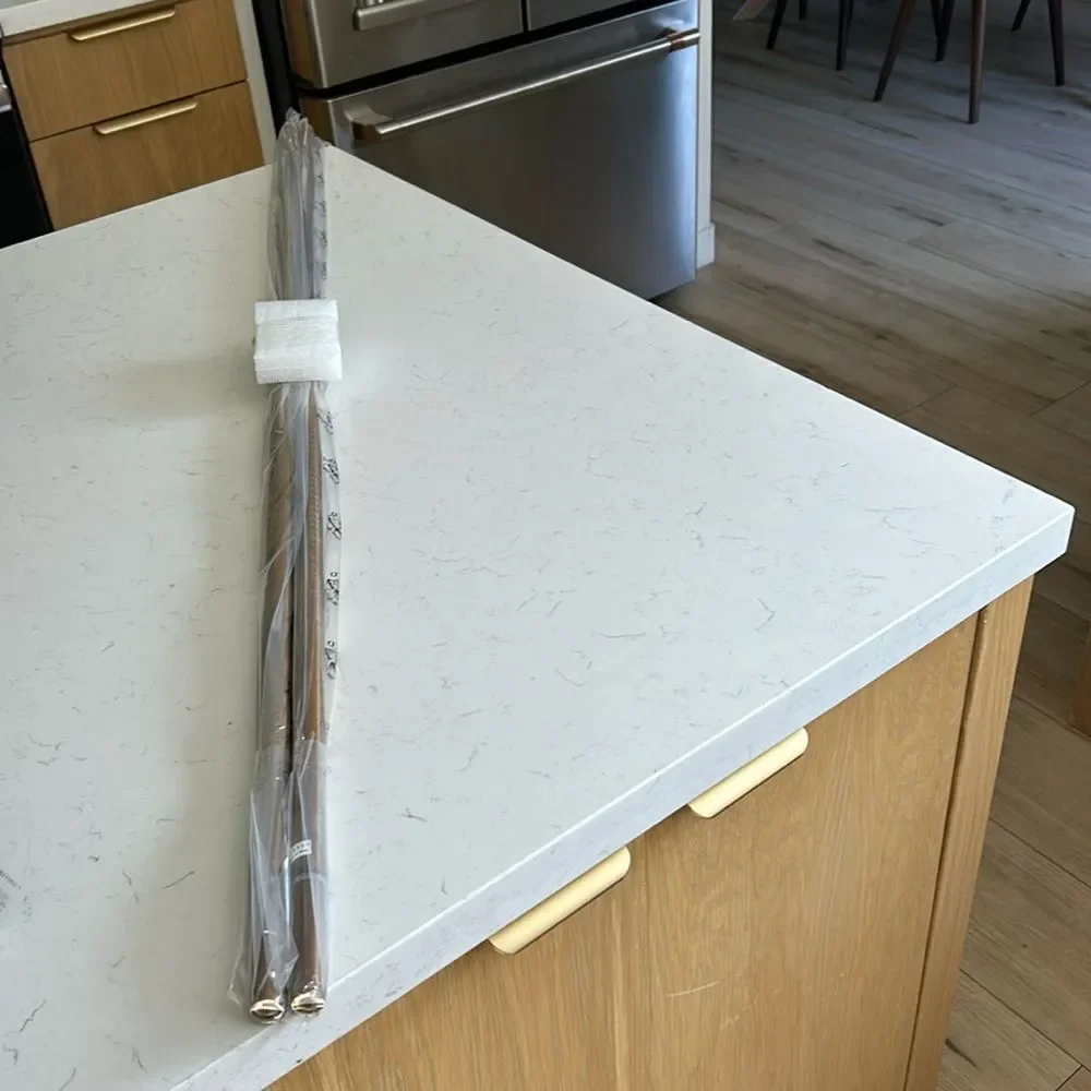 COPY Pottery Barn Double Curtain Rods & Wall Brackets, Brass, 28x48,New open box